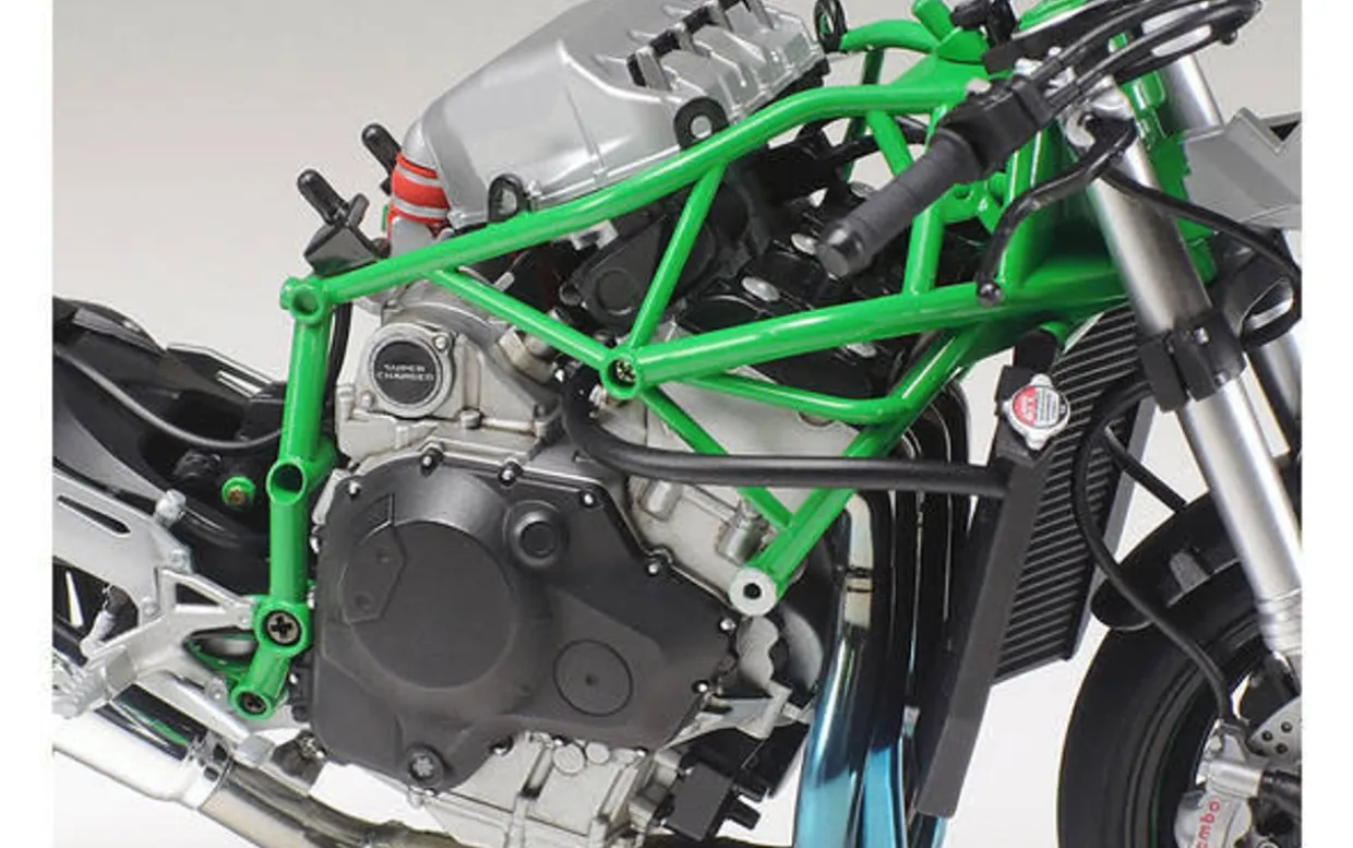Tamiya 1/12 Kawasaki Ninja HR2 Model Kit