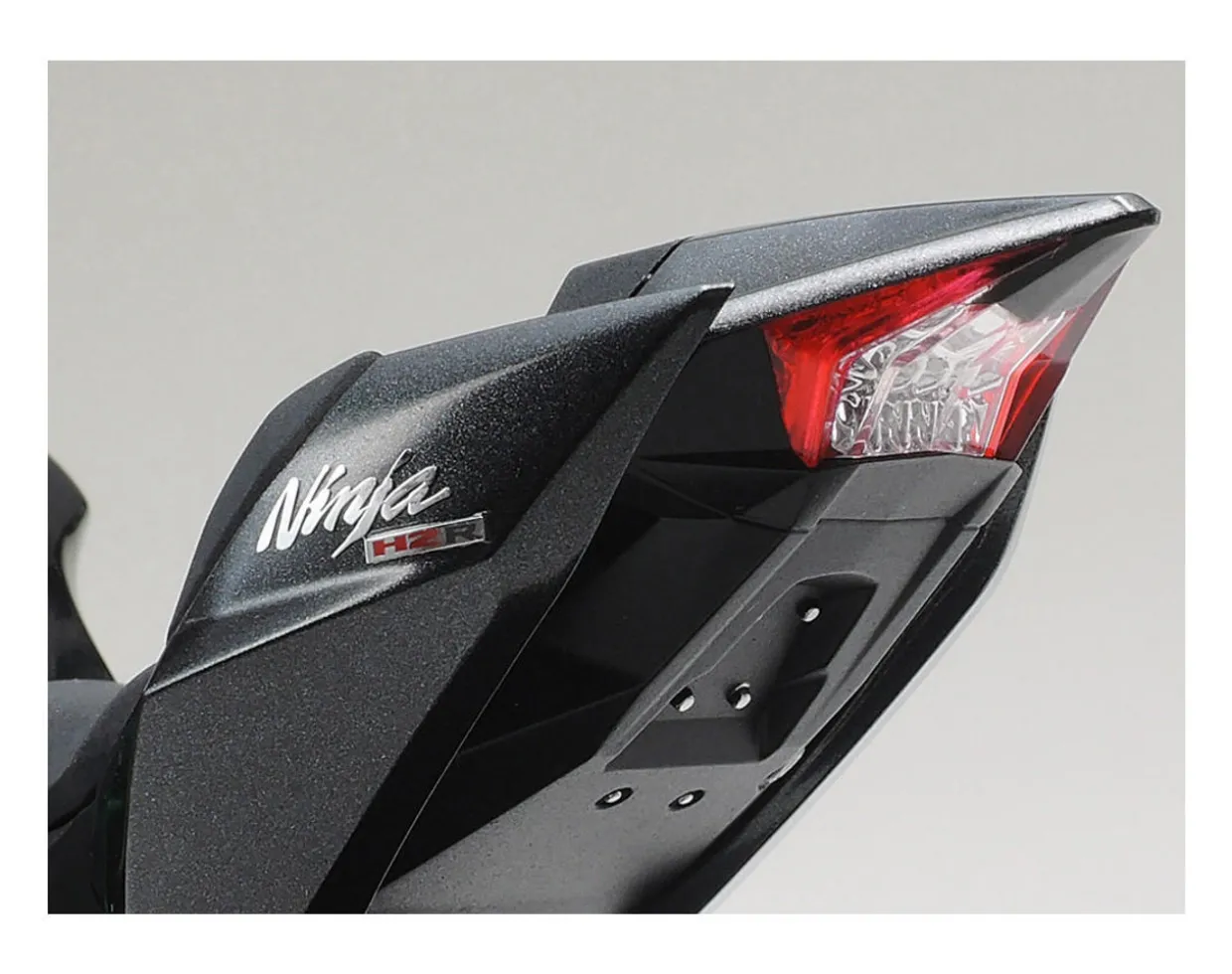 Tamiya 1/12 Kawasaki Ninja HR2 Model Kit