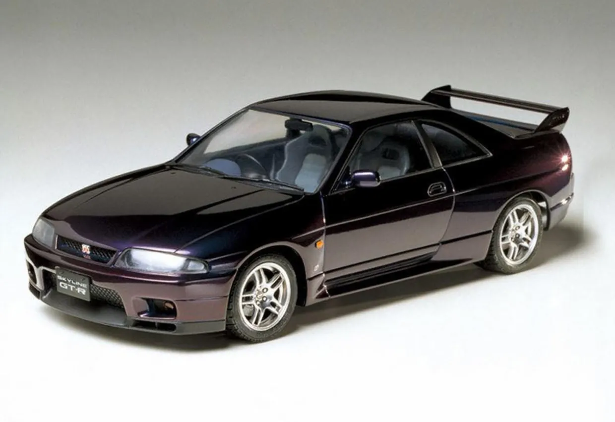 Tamiya 1/24 Nissan Skyline GT-R V Spec