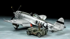 Tamiya 1/48 Republic P-47D Thunderbolt "Bubbletop" & 1/4-ton 4x4 Light Vehicle Model kit