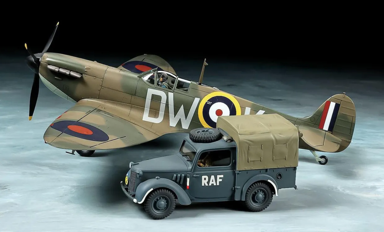 Tamiya 1/48 Supermarine Spitfire Mk.I & Light Utility Car 10HP Model kit