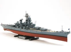Tamiya 1/350 USS Missouri BB-63 1991