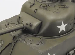 Tamiya RC 1/16 M4A3(105) HVSS Sherman 105mm Howitzer Kit