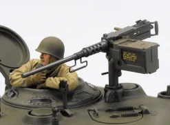 Tamiya RC 1/16 M4A3(105) HVSS Sherman 105mm Howitzer Kit