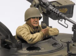 Tamiya RC 1/16 M4A3(105) HVSS Sherman 105mm Howitzer Kit